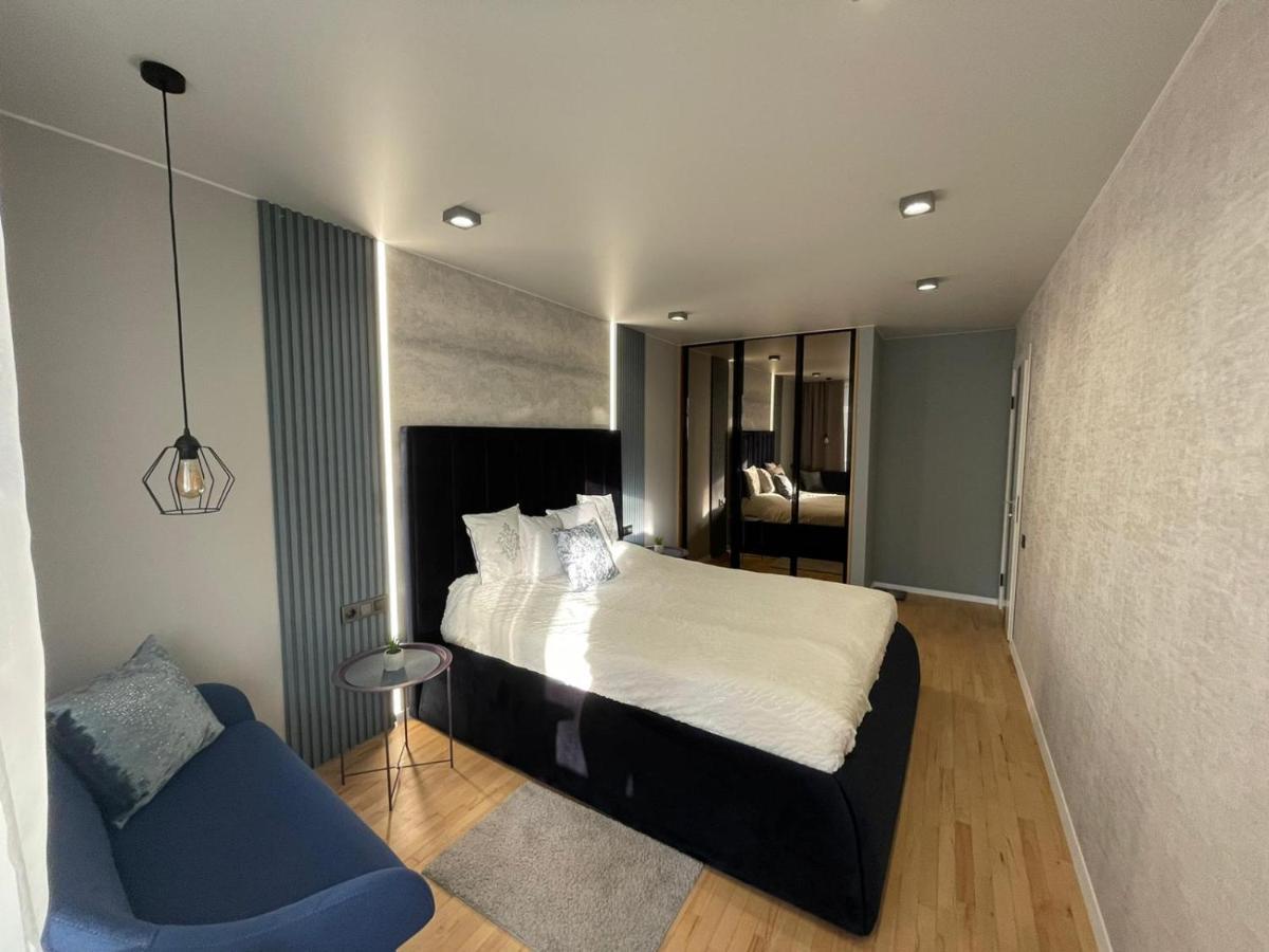 Citadel Vip Apartment Lviv Exteriör bild